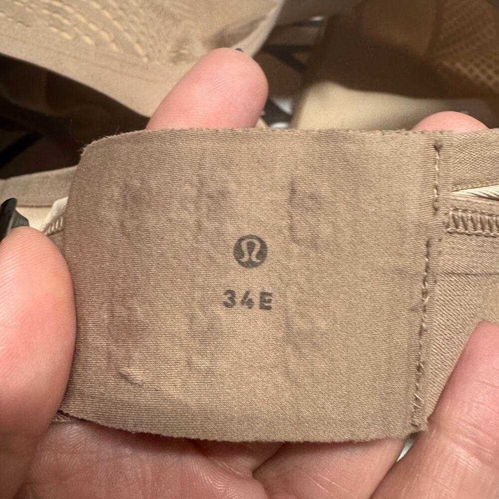 Lululemon Awake to Lace Wireless Bra in Soft Sand size 34E - Picture 9 of 9